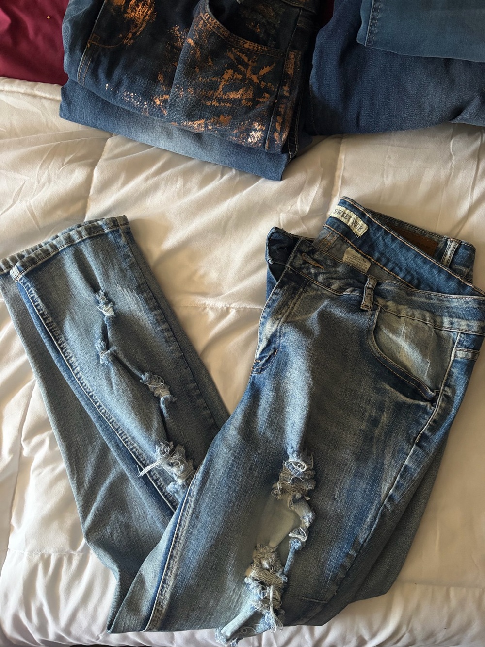 Ripped Light Blue Skinny Jeans for Women